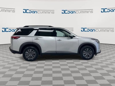 2023 Nissan Pathfinder SV