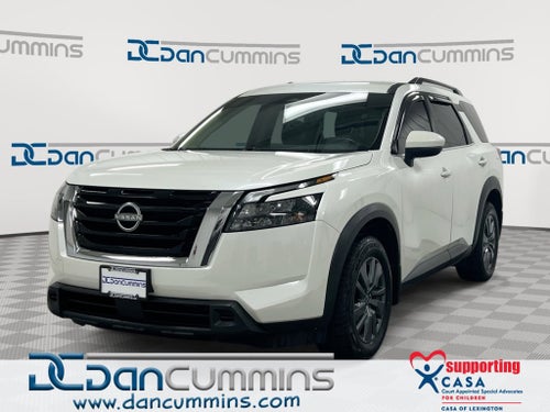 2024 Nissan Pathfinder SV