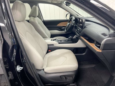 2024 Toyota Grand Highlander XLE