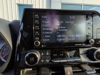 2022 Toyota Highlander LE