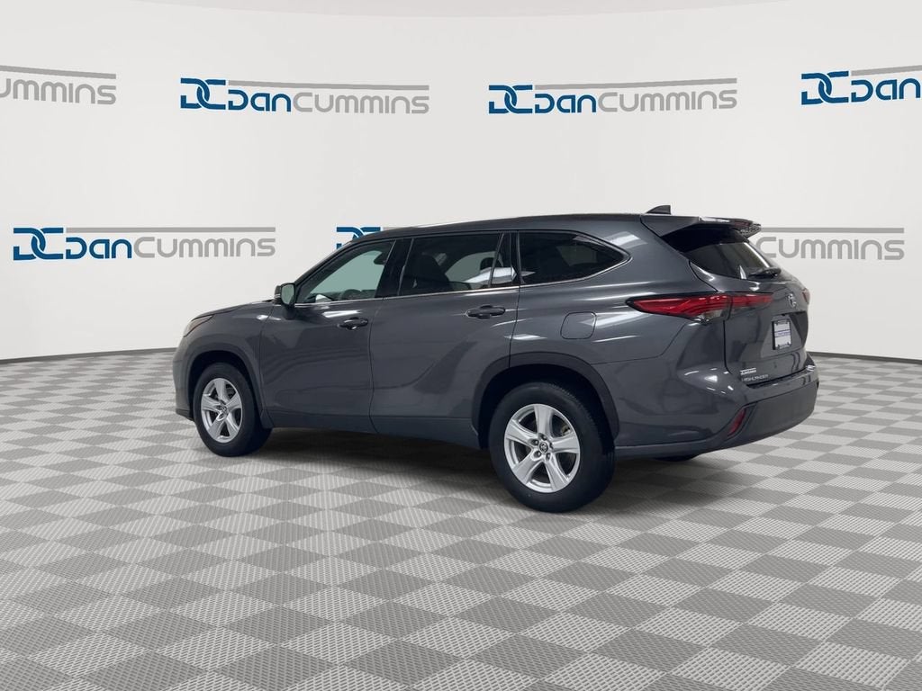2022 Toyota Highlander L