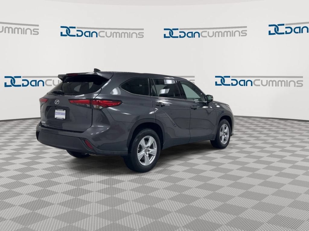 2022 Toyota Highlander L