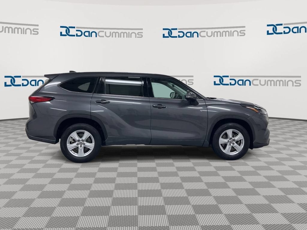 2022 Toyota Highlander L
