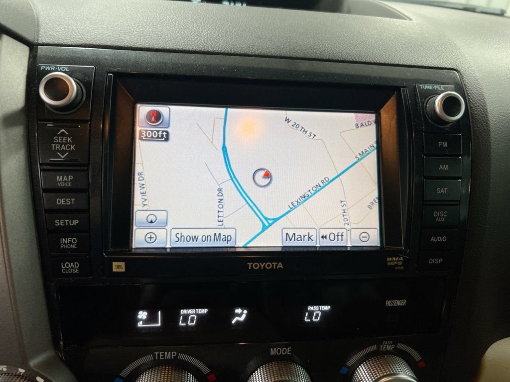 2011 Toyota Sequoia Platinum