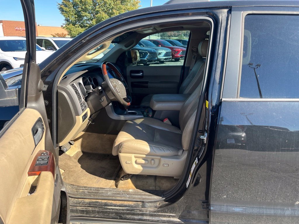 2011 Toyota Sequoia Platinum