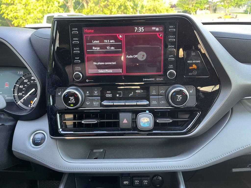 2021 Toyota Highlander XLE