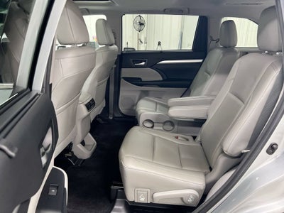 2018 Toyota Highlander SE