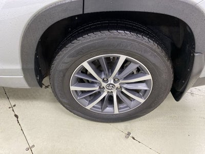2018 Toyota Highlander SE