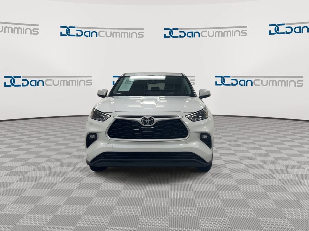2025 Toyota Highlander LE
