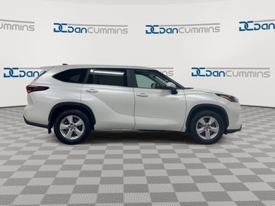 2025 Toyota Highlander LE