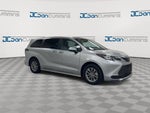 2023 Toyota Sienna LE