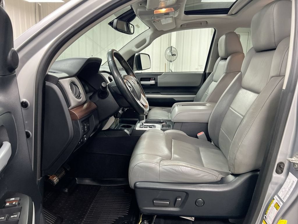 2018 Toyota Tundra 4WD SR5