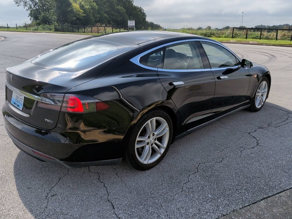 2015 Tesla Model S 85D