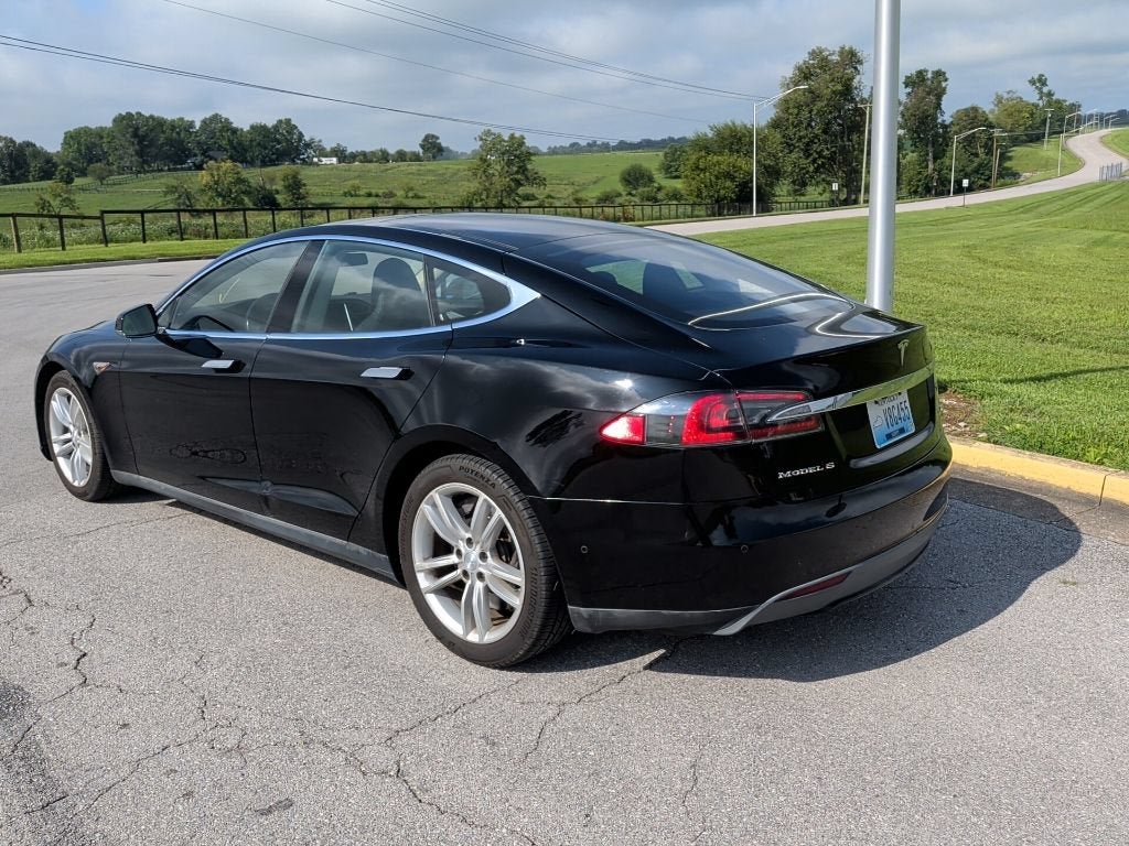 2015 Tesla Model S 85D