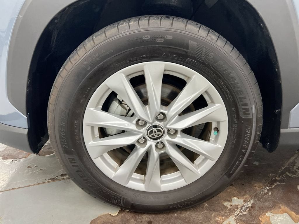 2023 Toyota Corolla Cross LE