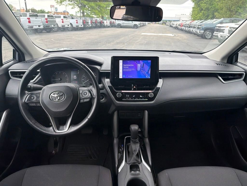 2023 Toyota Corolla Cross LE
