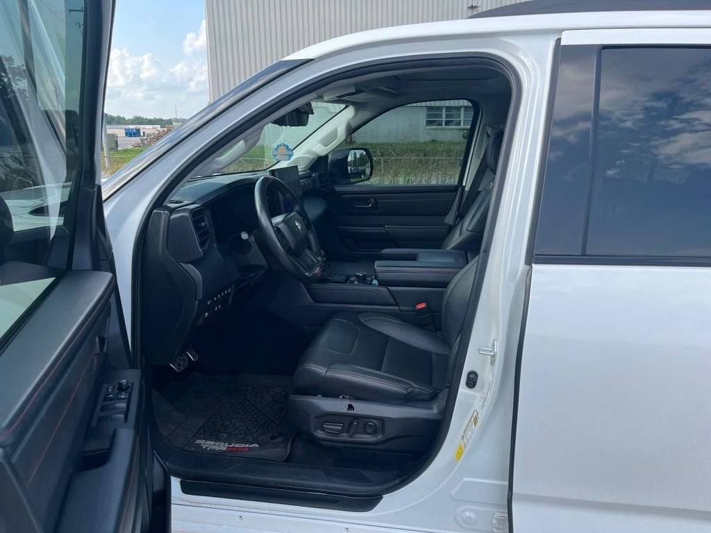 2023 Toyota Sequoia SR5