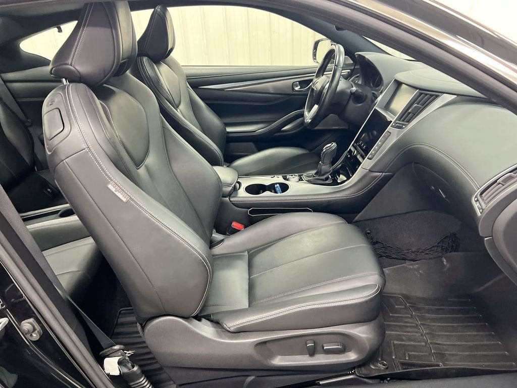 2018 INFINITI Q60 3.0t LUXE