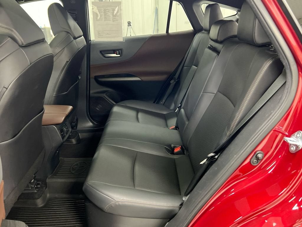 2022 Toyota Venza LE