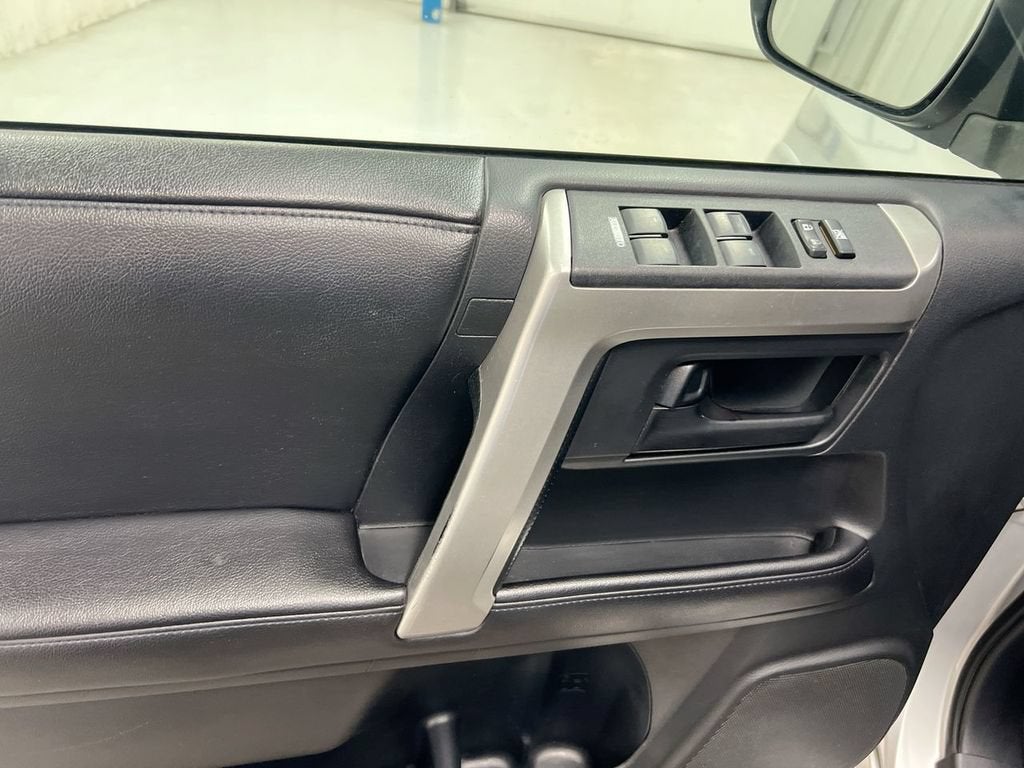 2013 Toyota 4Runner SR5