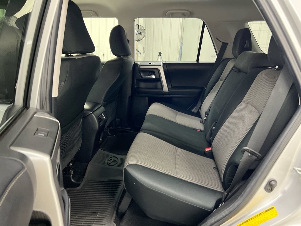 2022 Toyota 4Runner SR5
