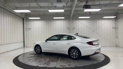 2022 Hyundai Sonata Hybrid Blue