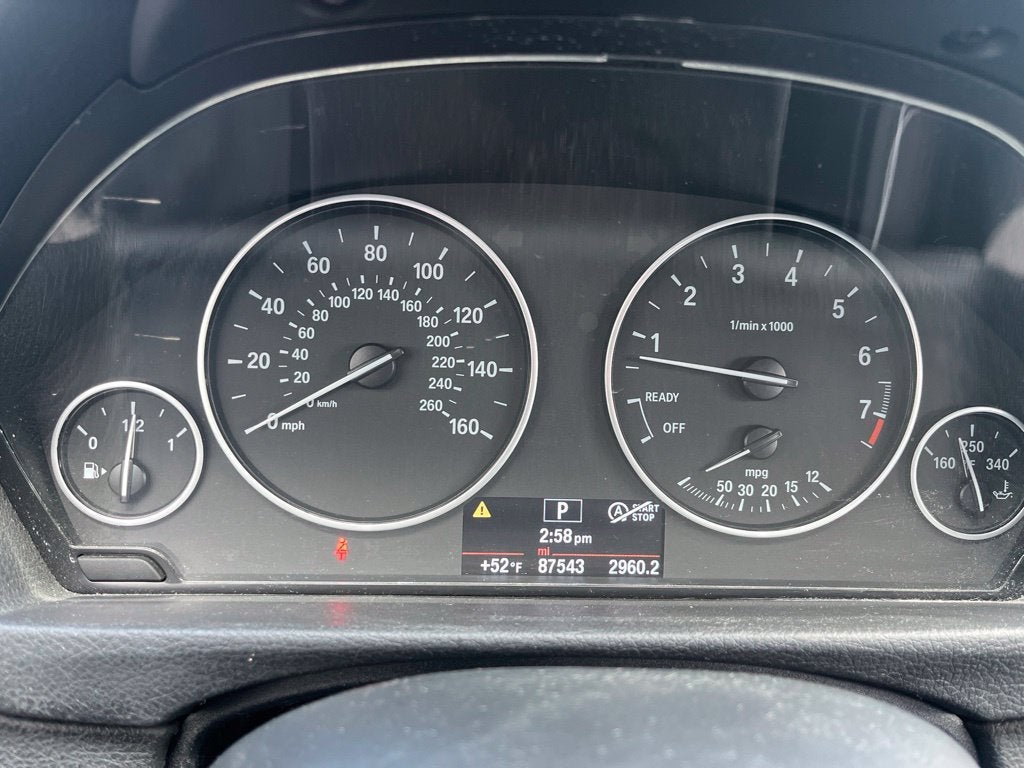 2015 BMW 3 Series 320i