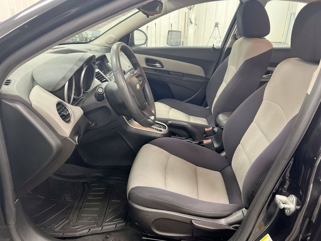 2013 Chevrolet Cruze LS