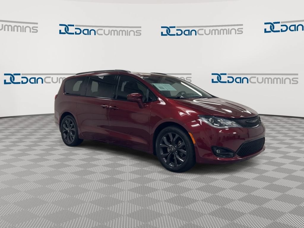 2020 Chrysler Pacifica Touring L