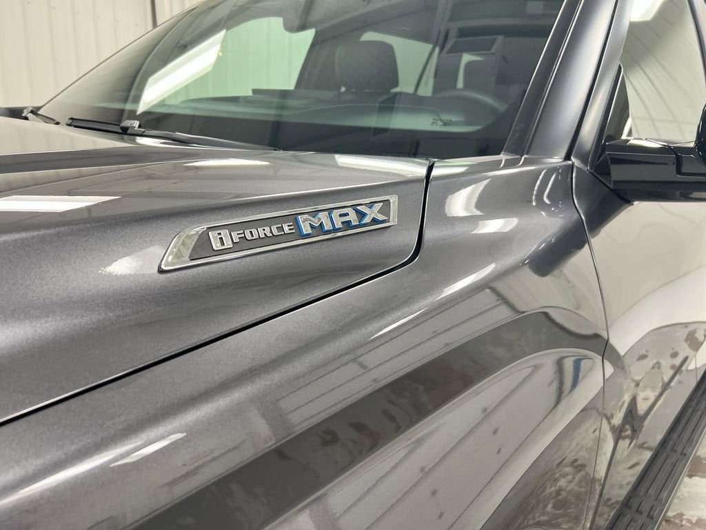 2025 Toyota Sequoia SR5