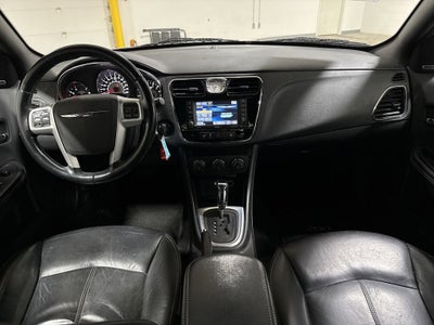 2014 Chrysler 200 Limited