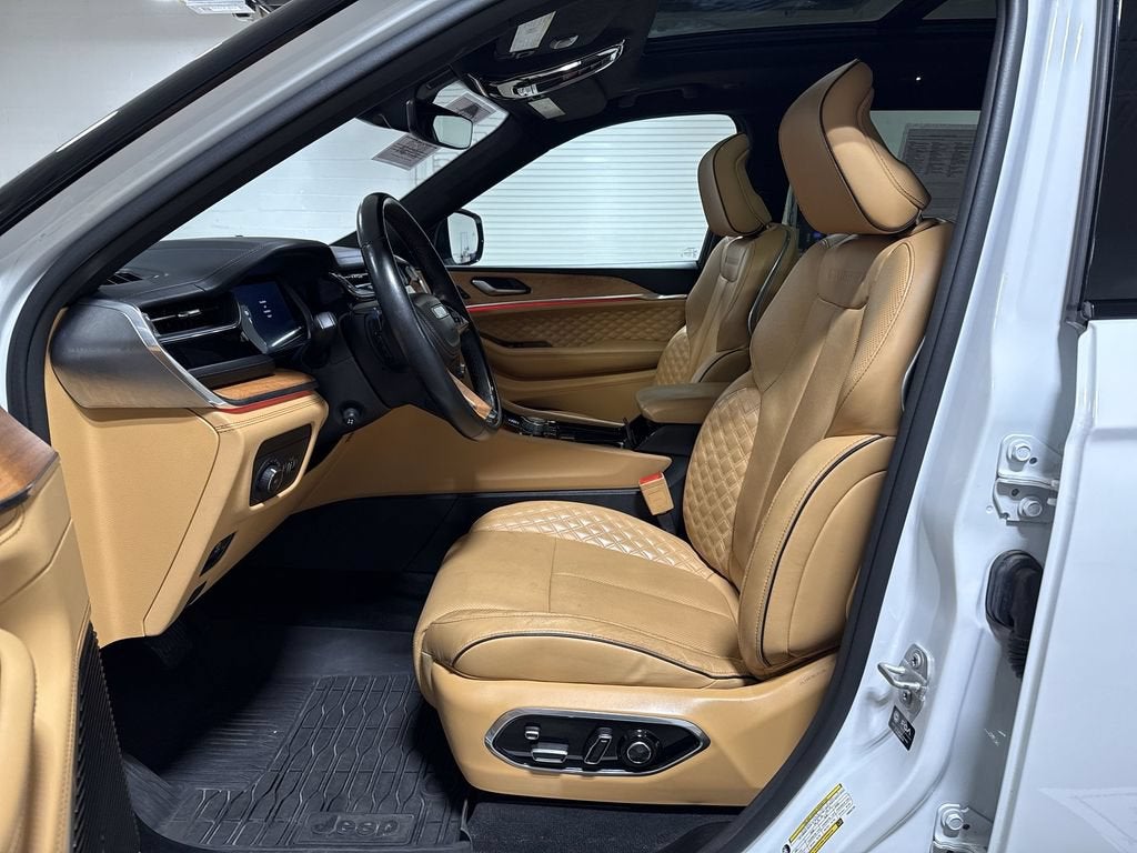 2023 Jeep Grand Cherokee L Summit Reserve