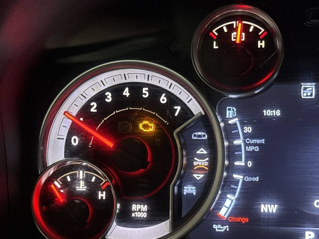 2013 RAM 1500 SLT
