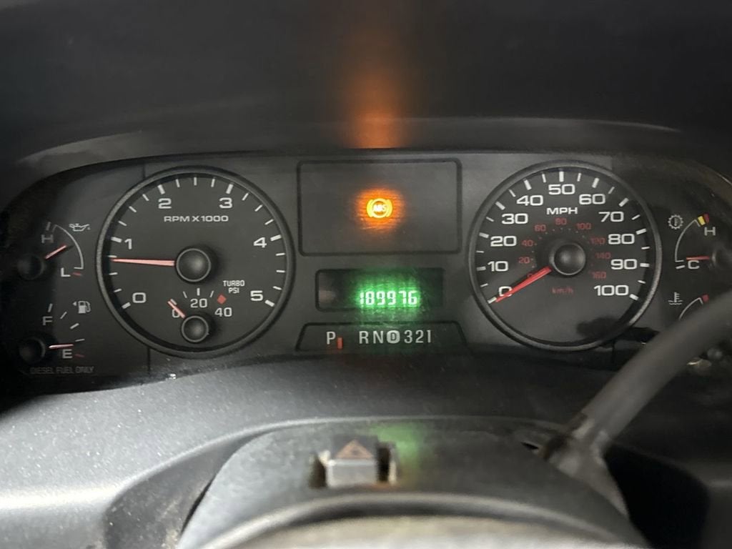 2006 Ford Super Duty F-350 DRW XL