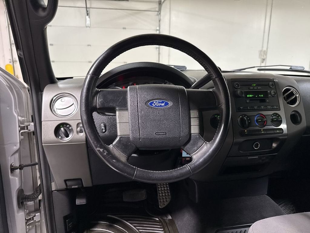 2005 Ford F-150 XLT