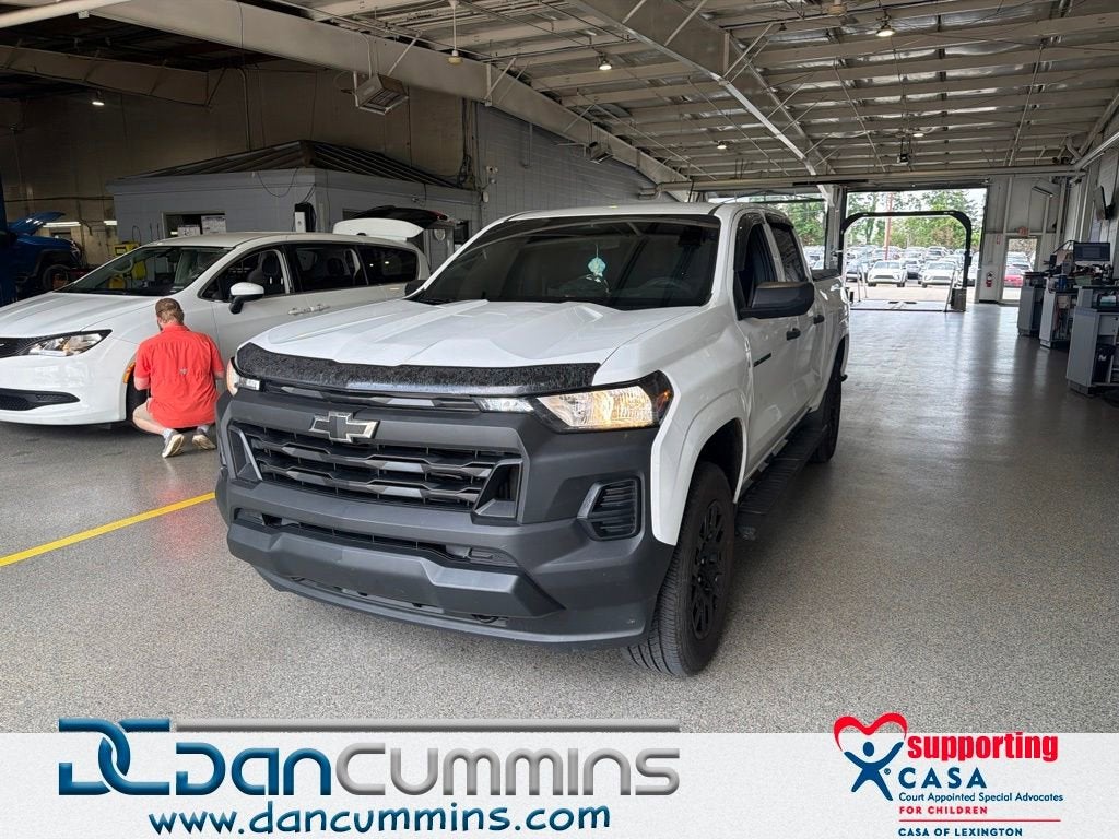 2025 Chevrolet Colorado WT/LT