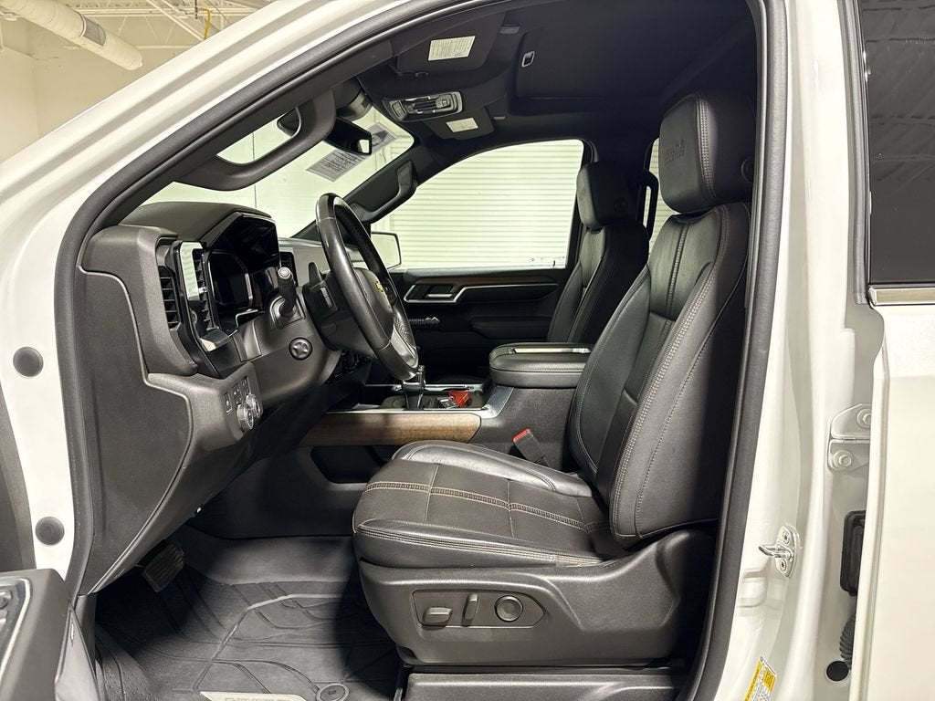 2022 Chevrolet Silverado 1500 High Country