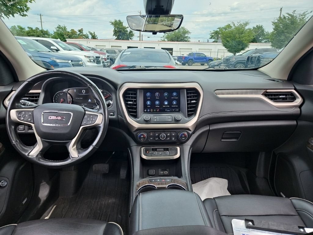 2022 GMC Acadia Denali
