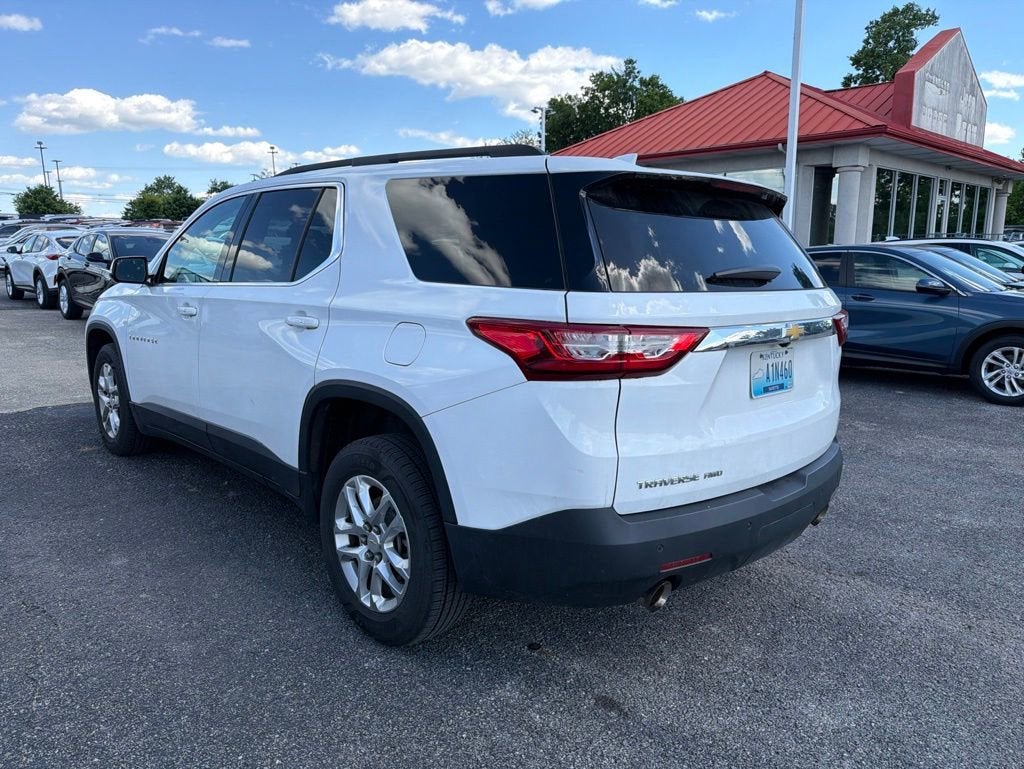 2020 Chevrolet Traverse LT Cloth