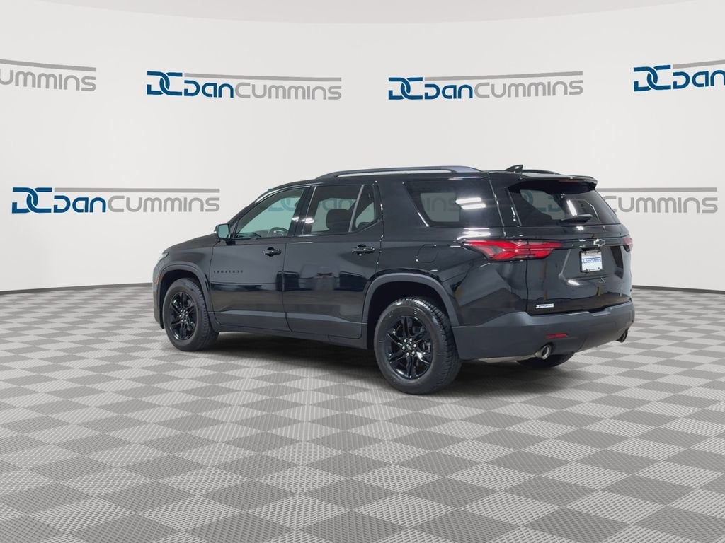 2022 Chevrolet Traverse LT Cloth
