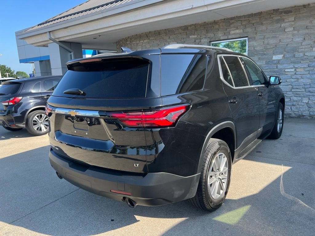2022 Chevrolet Traverse LT Leather