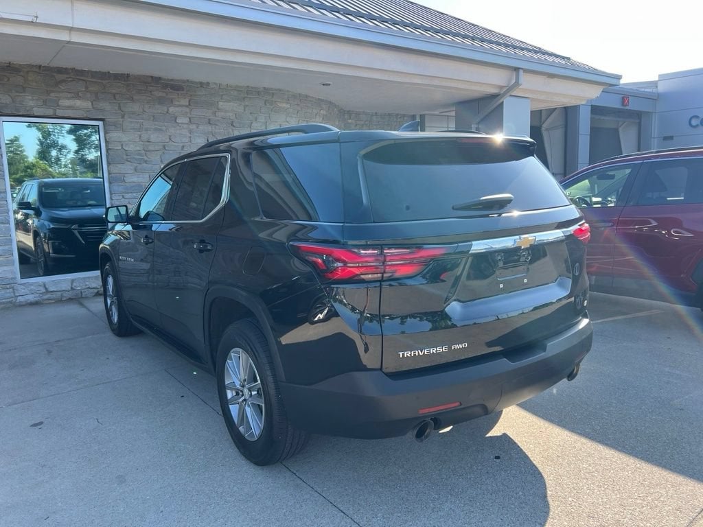2022 Chevrolet Traverse LT Leather