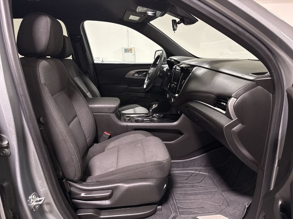 2023 Chevrolet Traverse 2FL