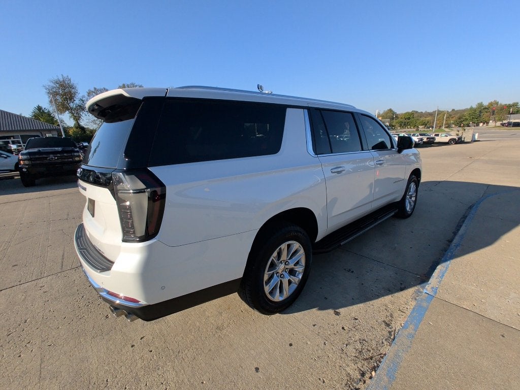 2025 Chevrolet Suburban Premier