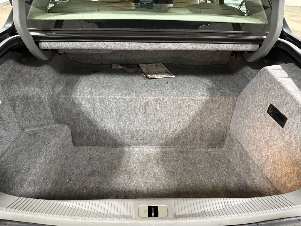 2003 Lincoln Town Car Signature