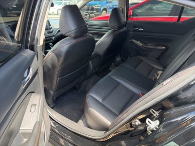2021 Nissan Altima 2.0 SR