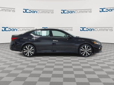 2022 Nissan Altima 2.5 Platinum