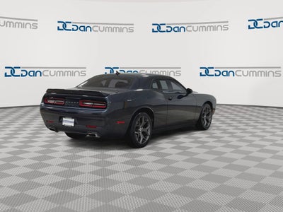 2018 Dodge Challenger SXT Plus