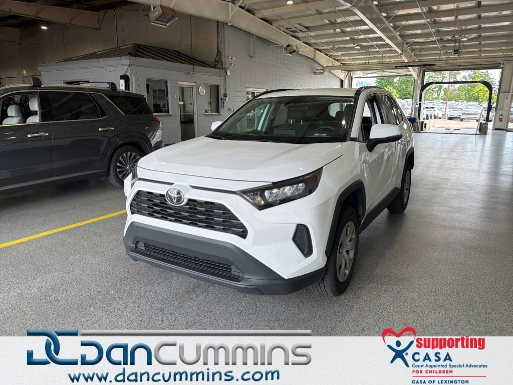 2019 Toyota RAV4 LE