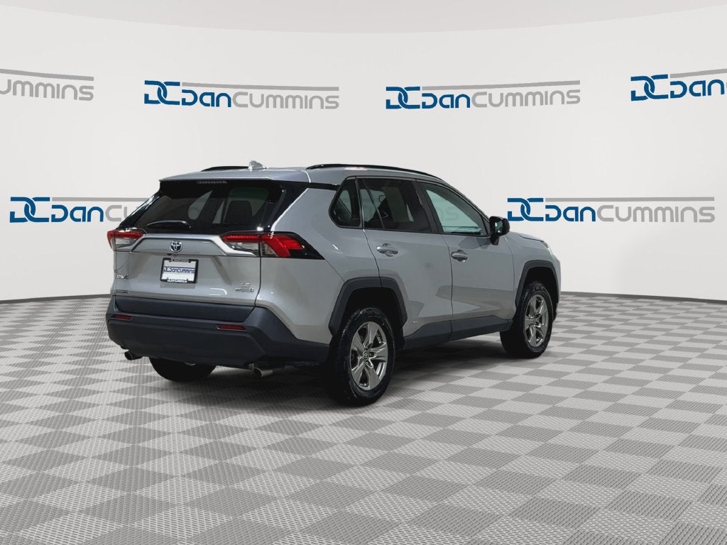 2024 Toyota RAV4 Hybrid LE